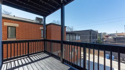 2036 North Hoyne Avenue Chicago IL 60647