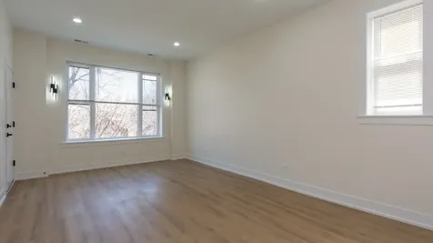 2036 North Hoyne Avenue Chicago IL 60647