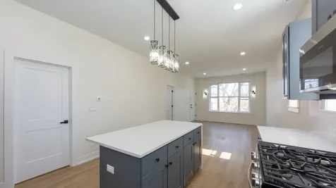 2036 North Hoyne Avenue Chicago IL 60647