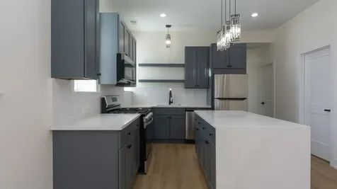 2036 North Hoyne Avenue Chicago IL 60647