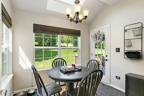 1102 Pine Valley Court Elgin IL 60124