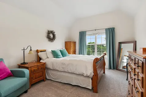 1102 Pine Valley Court Elgin IL 60124