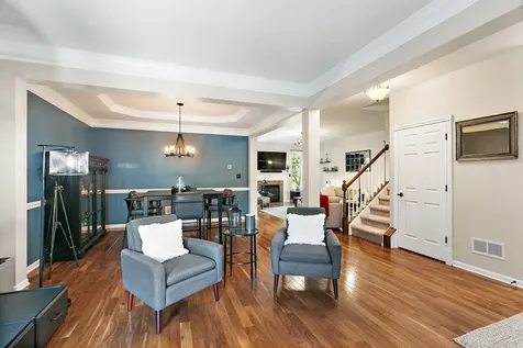 1102 Pine Valley Court Elgin IL 60124