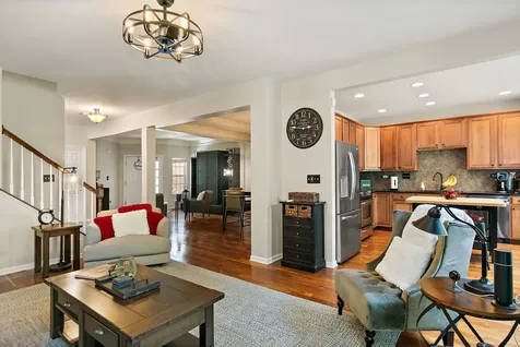 1102 Pine Valley Court Elgin IL 60124