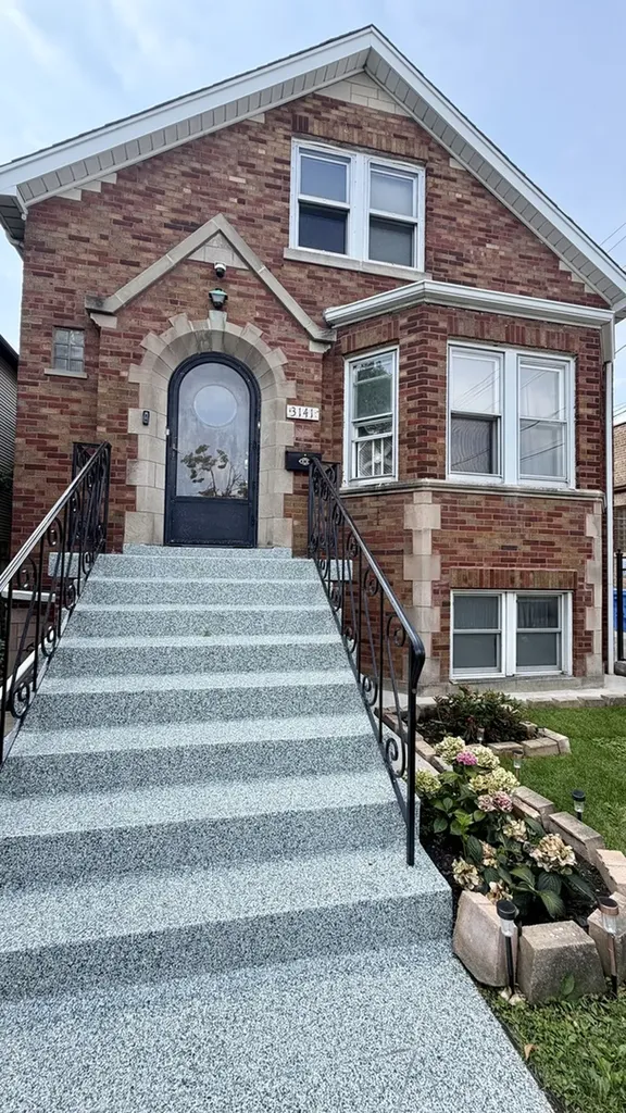 3141 West 44th Street Chicago IL 60632