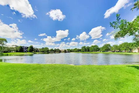1317 East Evergreen Drive Palatine IL 60074