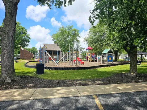 394 Daren Drive Lynwood IL 60411