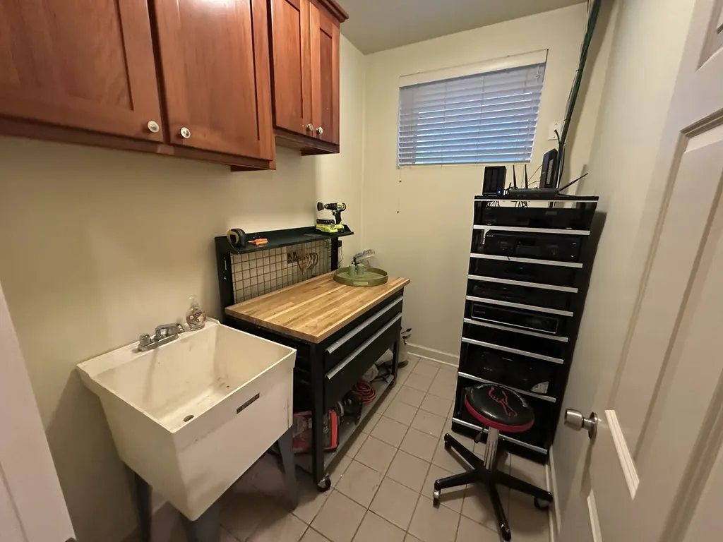 2111 North Whipple Street Chicago IL 60647