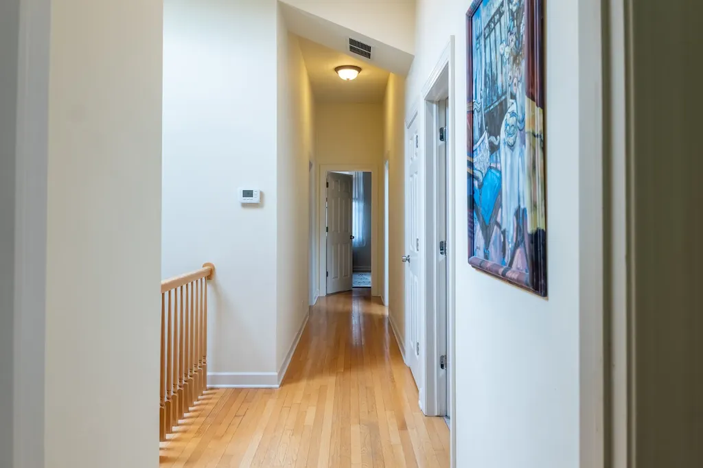 2111 North Whipple Street Chicago IL 60647