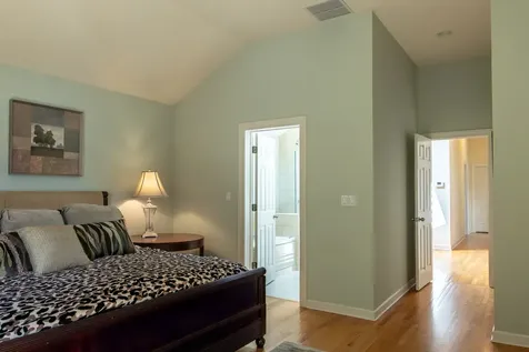 2111 North Whipple Street Chicago IL 60647