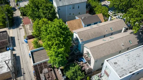 2111 North Whipple Street Chicago IL 60647