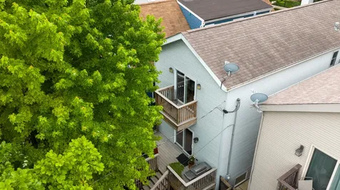 2111 North Whipple Street Chicago IL 60647