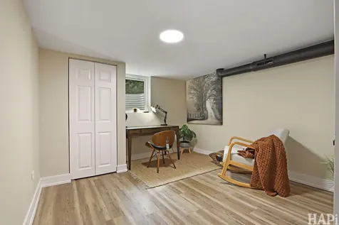 33 Holly Drive Crystal Lake IL 60014