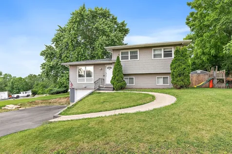 140 Skyline Drive Carpentersville IL 60110