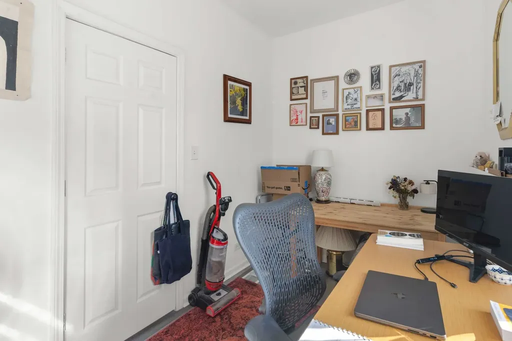 3453 South Lituanica Avenue Chicago IL 60608