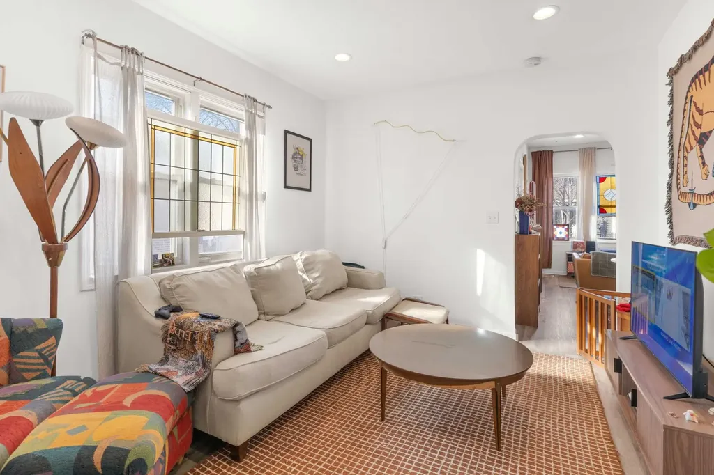 3453 South Lituanica Avenue Chicago IL 60608