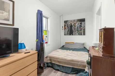 3453 South Lituanica Avenue Chicago IL 60608