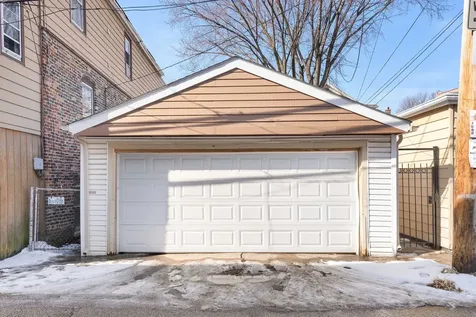 3453 South Lituanica Avenue Chicago IL 60608