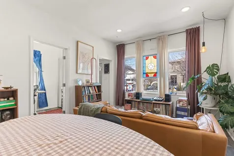3453 South Lituanica Avenue Chicago IL 60608