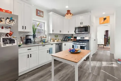 3453 South Lituanica Avenue Chicago IL 60608