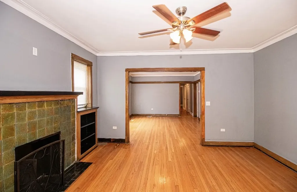 5544 South Carpenter Street Chicago IL 60609