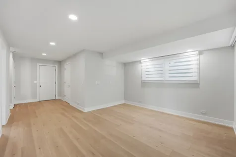 136 Edgewater Drive Crystal Lake IL 60014