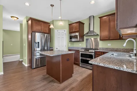 1623 Moran Drive Shorewood IL 60404