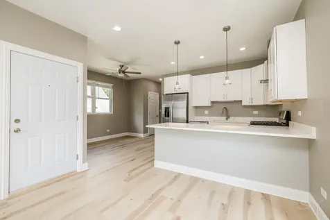 717 North Parkside Avenue Chicago IL 60644