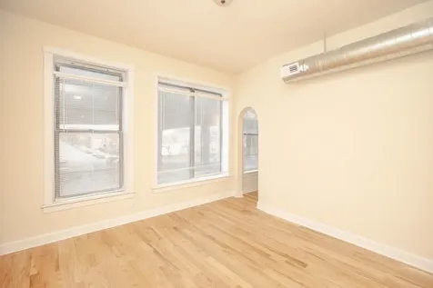 262 West 26th Street Chicago IL 60616
