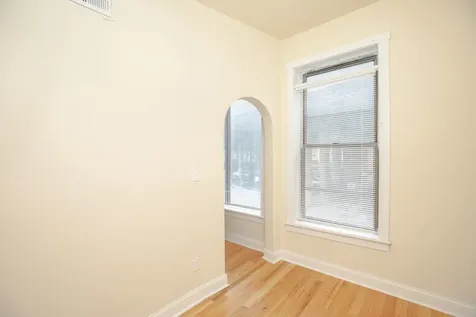 262 West 26th Street Chicago IL 60616