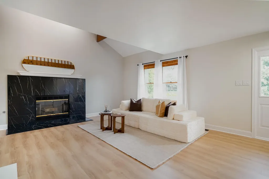 9323 Sunrise Lane Orland Park IL 60462