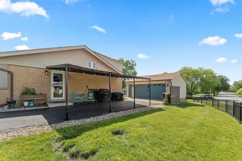 7297 173RD Place Tinley Park IL 60477