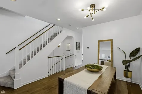 2740 North Wayne Avenue Chicago IL 60614