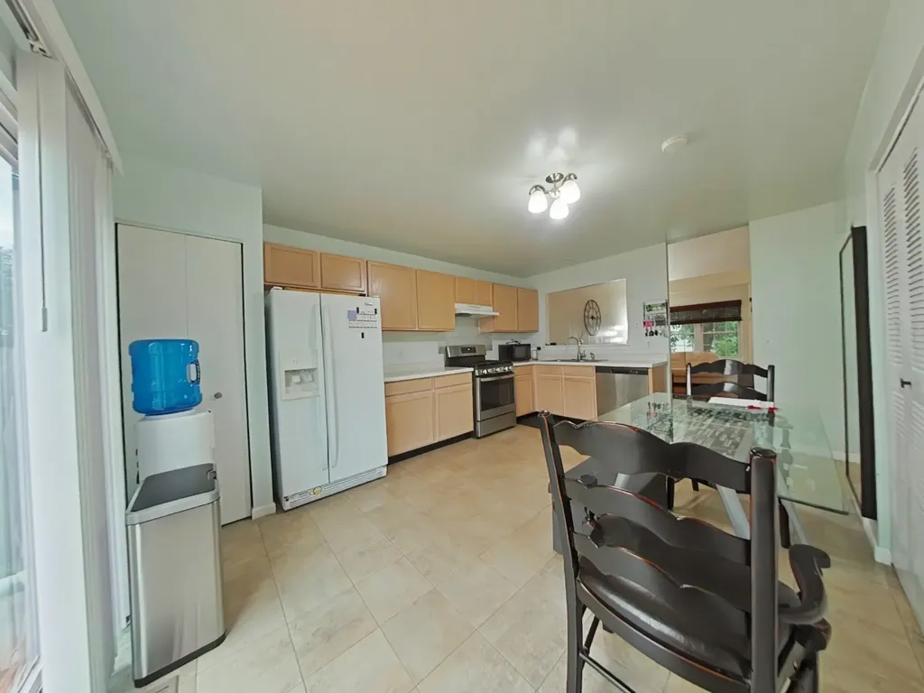 1748 Hazelnut Lane Aurora IL 60504