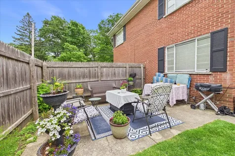 40 South Maywood Road Lake Forest IL 60045
