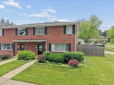 40 South Maywood Road Lake Forest IL 60045