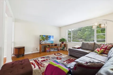 40 South Maywood Road Lake Forest IL 60045
