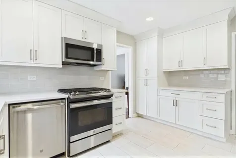40 South Maywood Road Lake Forest IL 60045