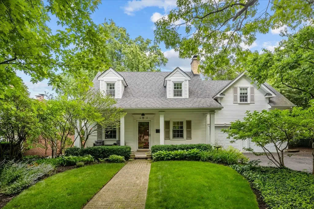 423 Pleasant Avenue Highland Park IL 60035