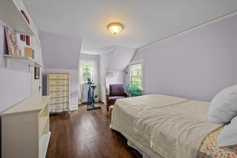 423 Pleasant Avenue Highland Park IL 60035