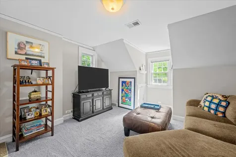 423 Pleasant Avenue Highland Park IL 60035