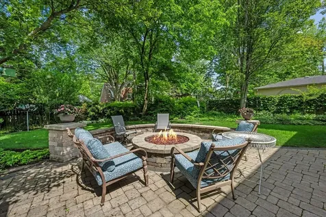 423 Pleasant Avenue Highland Park IL 60035