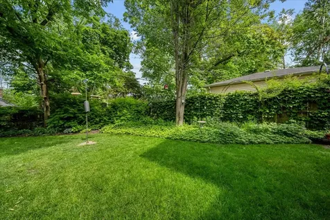 423 Pleasant Avenue Highland Park IL 60035