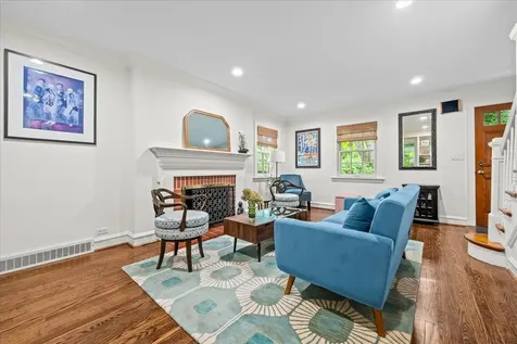 423 Pleasant Avenue Highland Park IL 60035