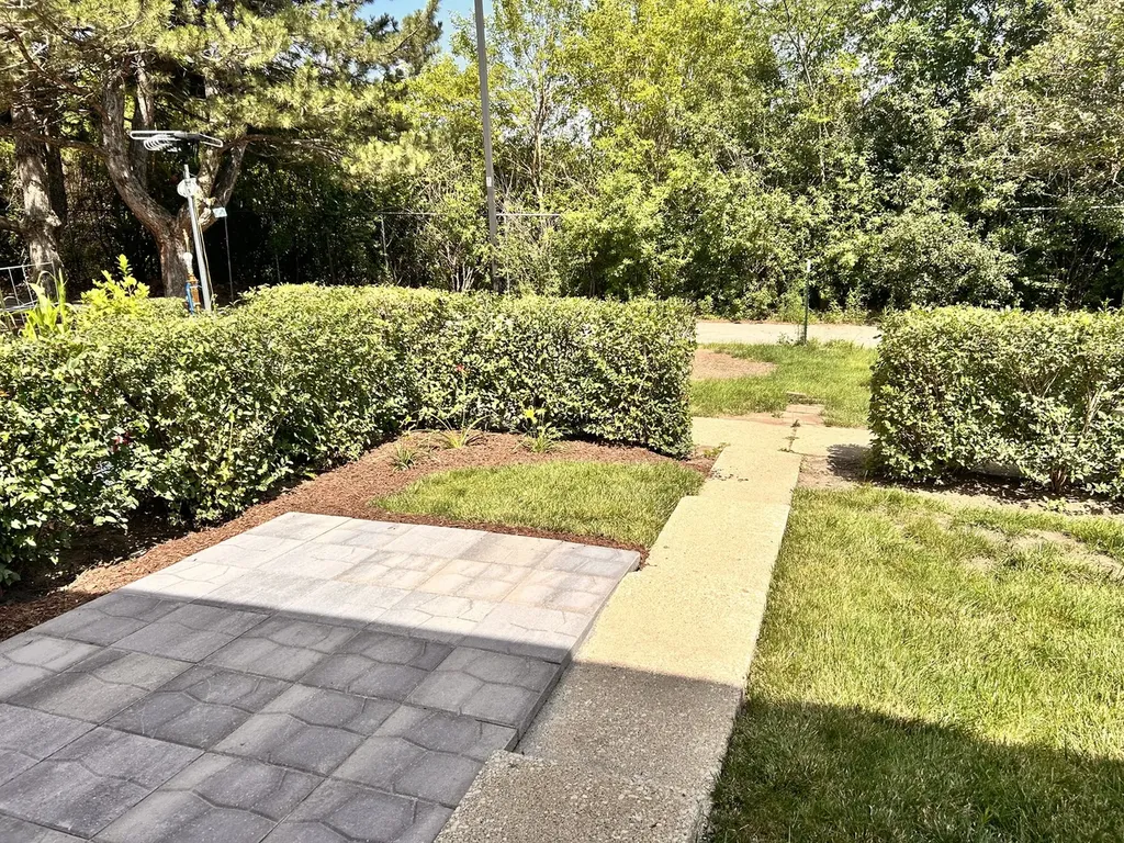 451 Yorkshire Square Bolingbrook IL 60440