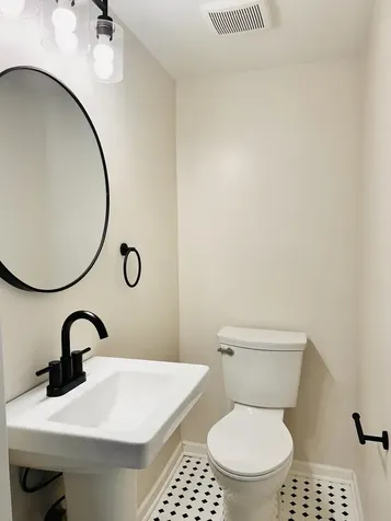 451 Yorkshire Square Bolingbrook IL 60440