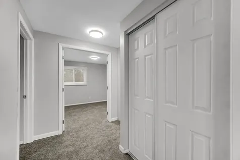 451 Yorkshire Square Bolingbrook IL 60440
