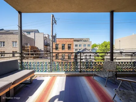 1649 West Ontario Street Chicago IL 60622
