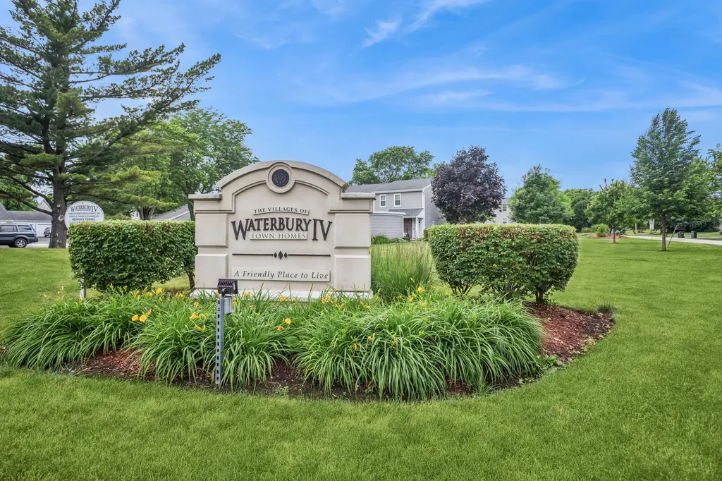 407 Chelsea Cove Roselle IL 60172