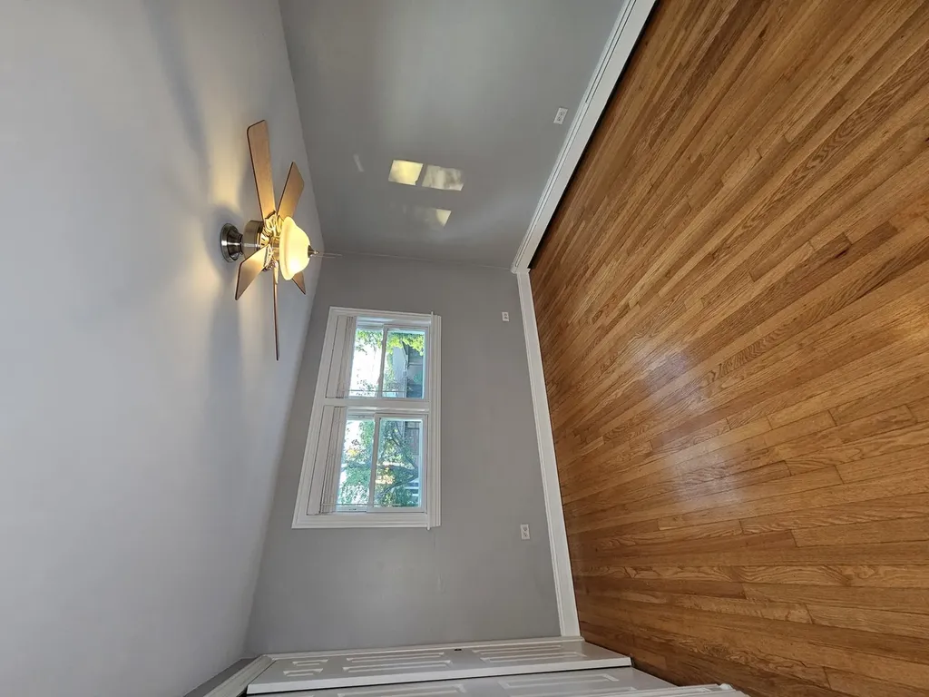 6925 West 64th Place Chicago IL 60638
